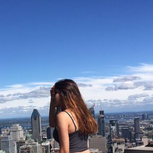 Meet your Posher, Dania